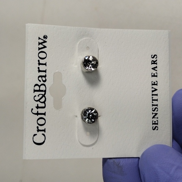 Croft & Barrow Silver tone Round Crystal Stud Earrings | 2/$30 | Fashion Jewelry - Picture 7 of 8